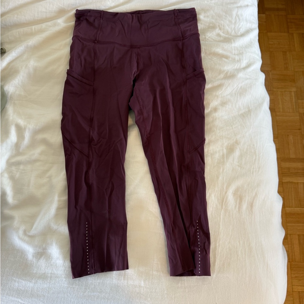 Cropped Lulu Lemon Leggings
